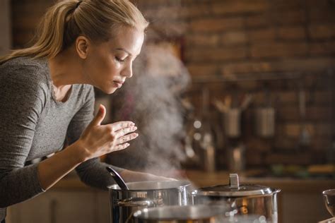 perfectnaked|Amelia Nice in the Kitchen